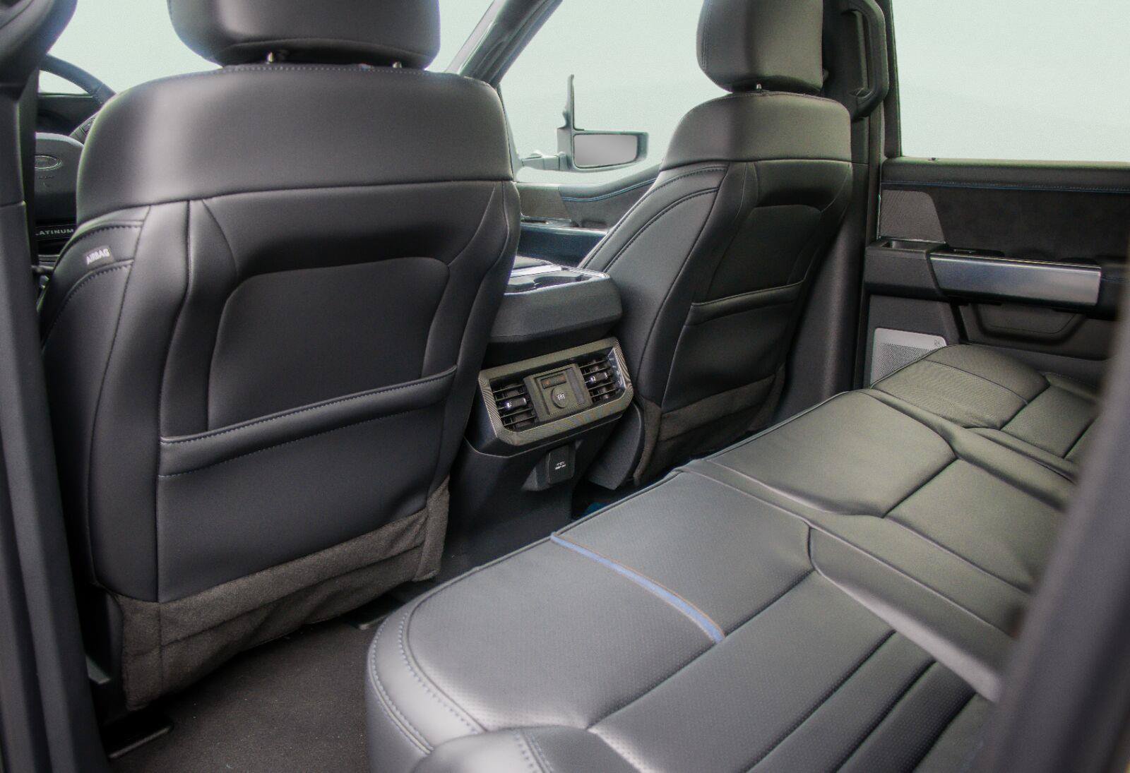 Certified 2025 Ford F250 Platinum AWD/4WD image 10