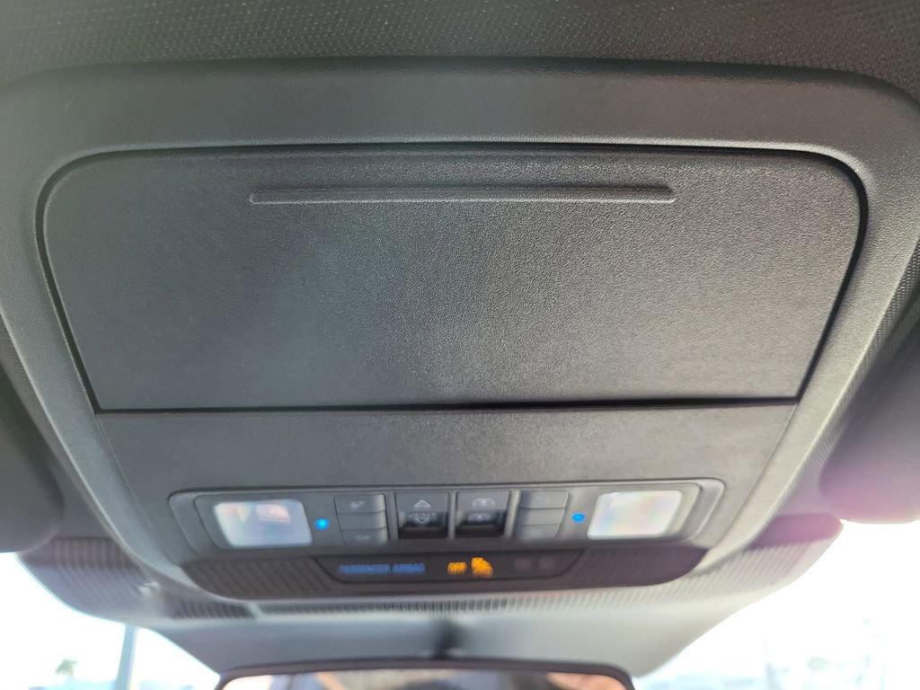 Certified 2025 Ford Explorer ST image 34