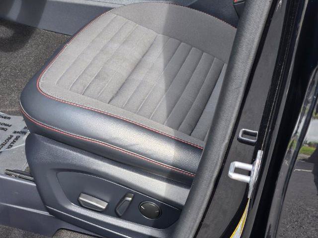 Certified 2025 Ford Explorer ST-Line w/ ST-Line Street Pack AWD/4WD image 25