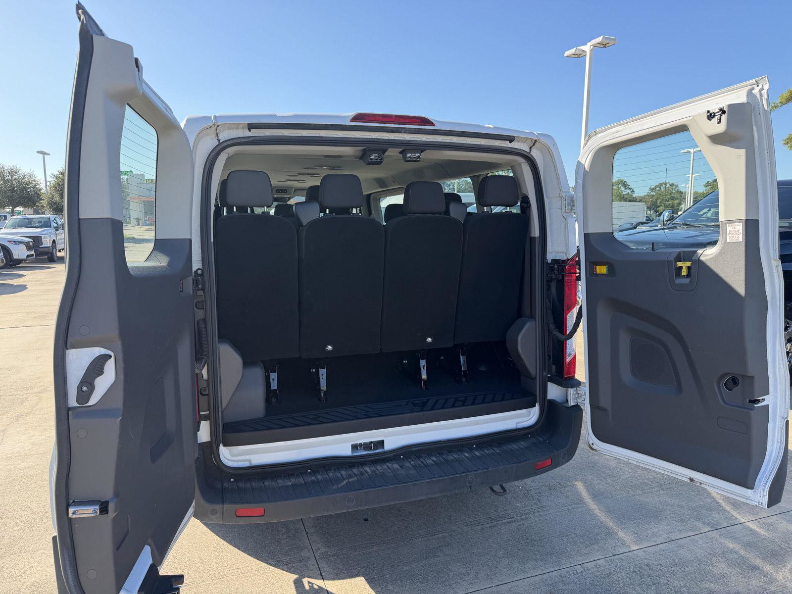 Certified 2024 Ford Transit 350 XLT RWD image 7