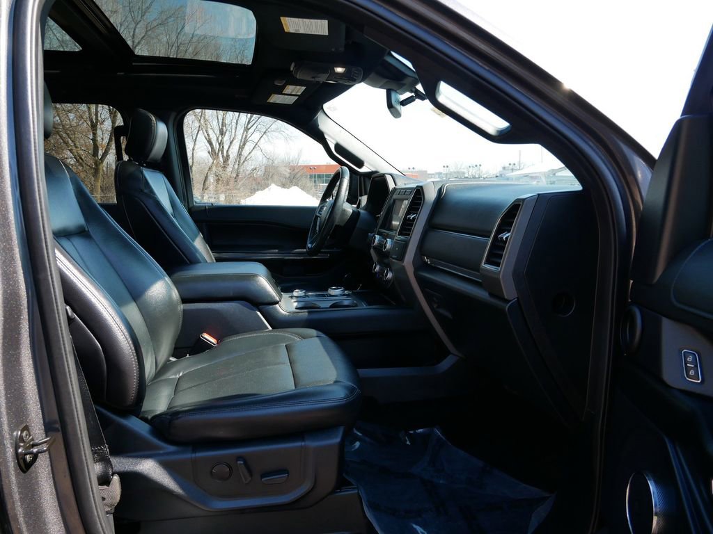 Certified 2020 Ford Expedition XLT w/ Equipment Group 202A image 8
