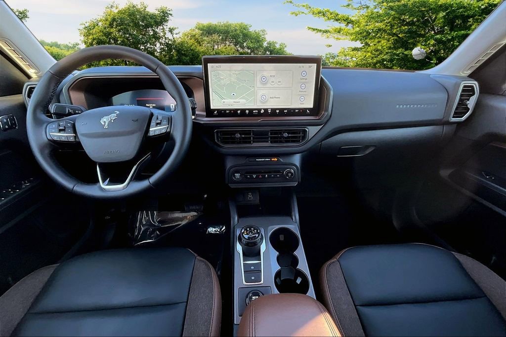 Certified 2025 Ford Bronco Sport Outer Banks w/ Outer Banks Tech Package+ image 15