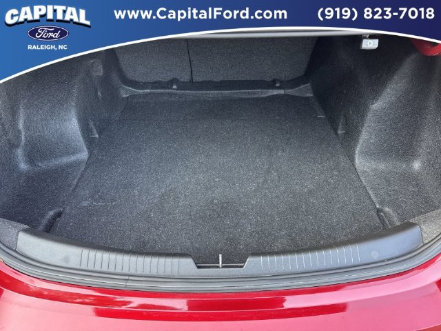 Used 2021 Chevrolet Malibu RS FWD image 16