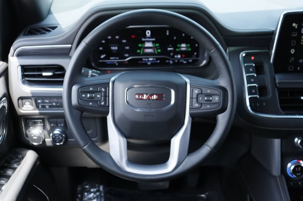 Used 2023 GMC Yukon XL SLT w/ SLT Luxury Package AWD/4WD image 19