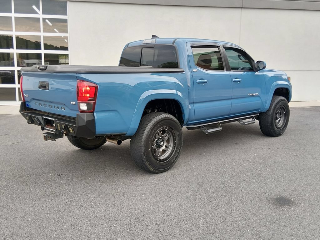 Used 2019 Toyota Tacoma SR5 AWD/4WD image 4