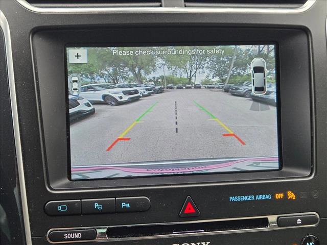 Certified 2018 Ford Explorer Platinum AWD/4WD image 12