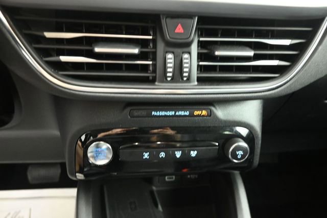 Certified 2025 Ford Escape Platinum AWD/4WD image 34