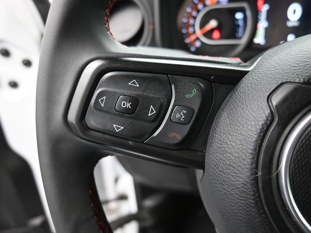 Used 2025 Jeep Wrangler Unlimited Rubicon image 6