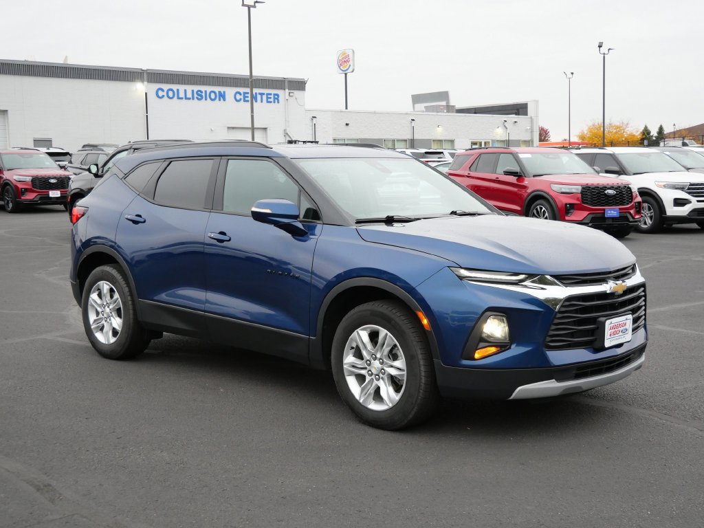 Used 2022 Chevrolet Blazer LT w/ Sound & Technology Package AWD/4WD image 3