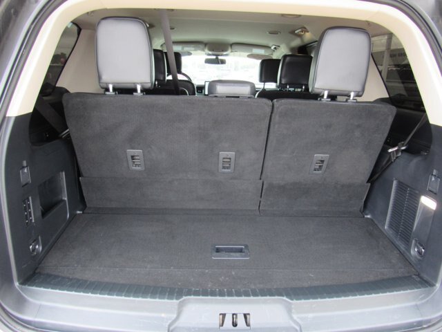 Certified 2024 Ford Expedition XLT RWD image 18