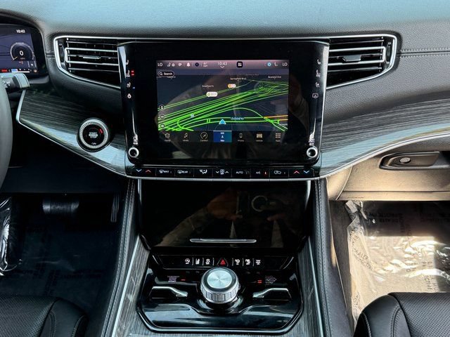 Used 2022 Jeep Wagoneer Series II w/ Convenience Group I AWD/4WD image 24