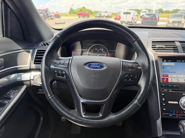 Certified 2018 Ford Explorer Limited w/ Equipment Group 301A FWD image 15