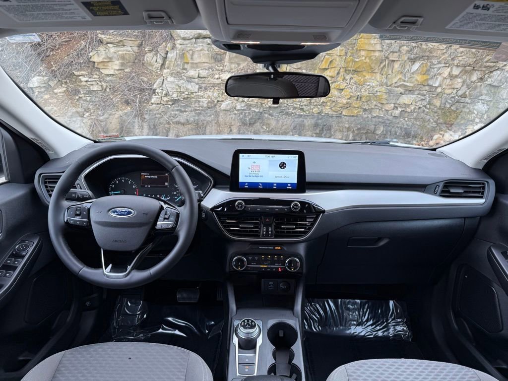 Certified 2022 Ford Escape SE w/ SE Sport Appearance Package image 12