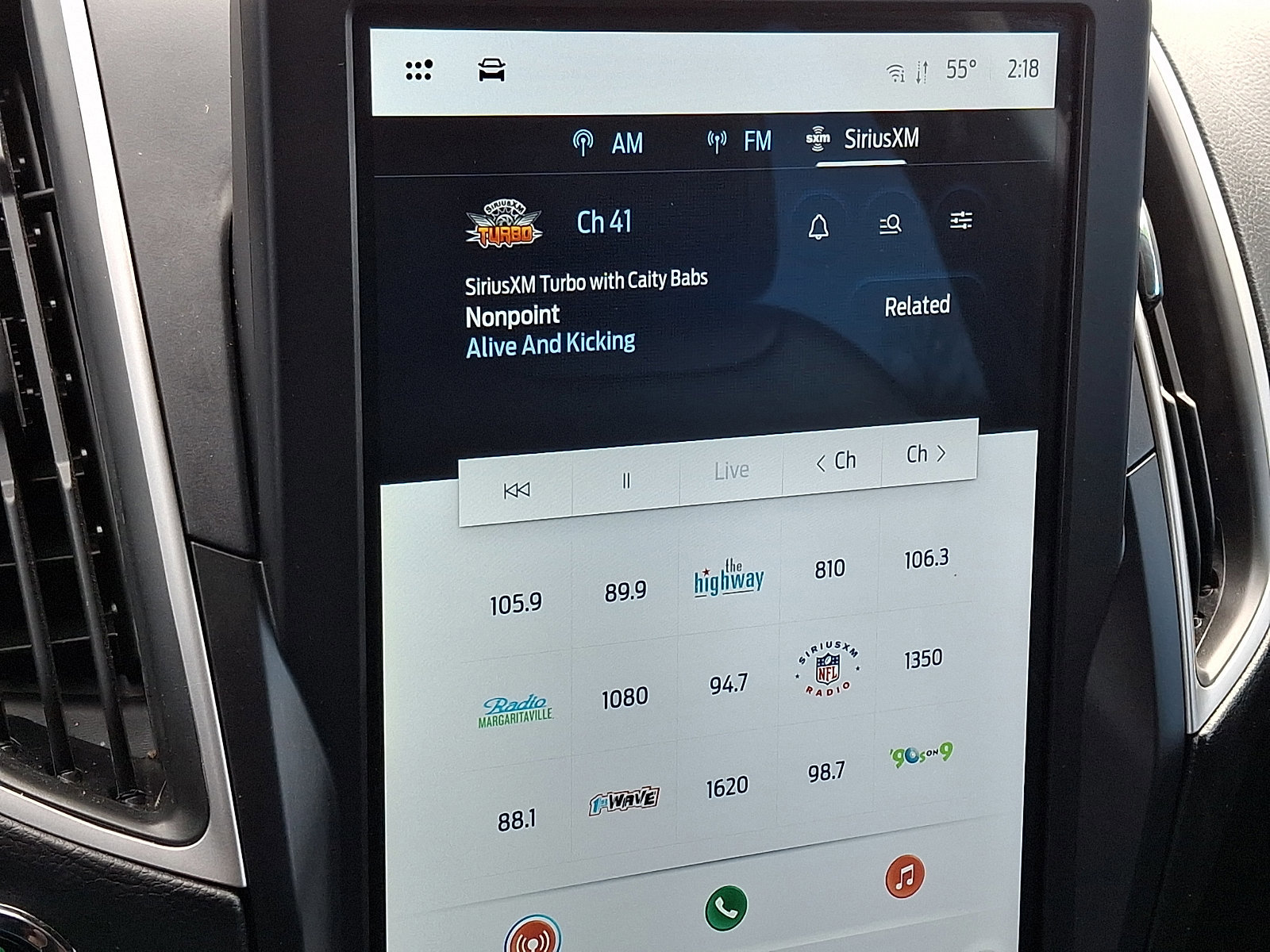 Certified 2024 Ford Edge SEL w/ Convenience Package image 17