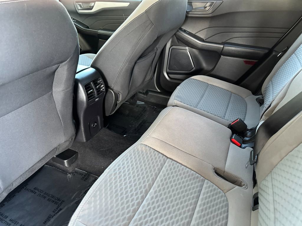 Certified 2022 Ford Escape SE w/ SE Sport Appearance Package image 12