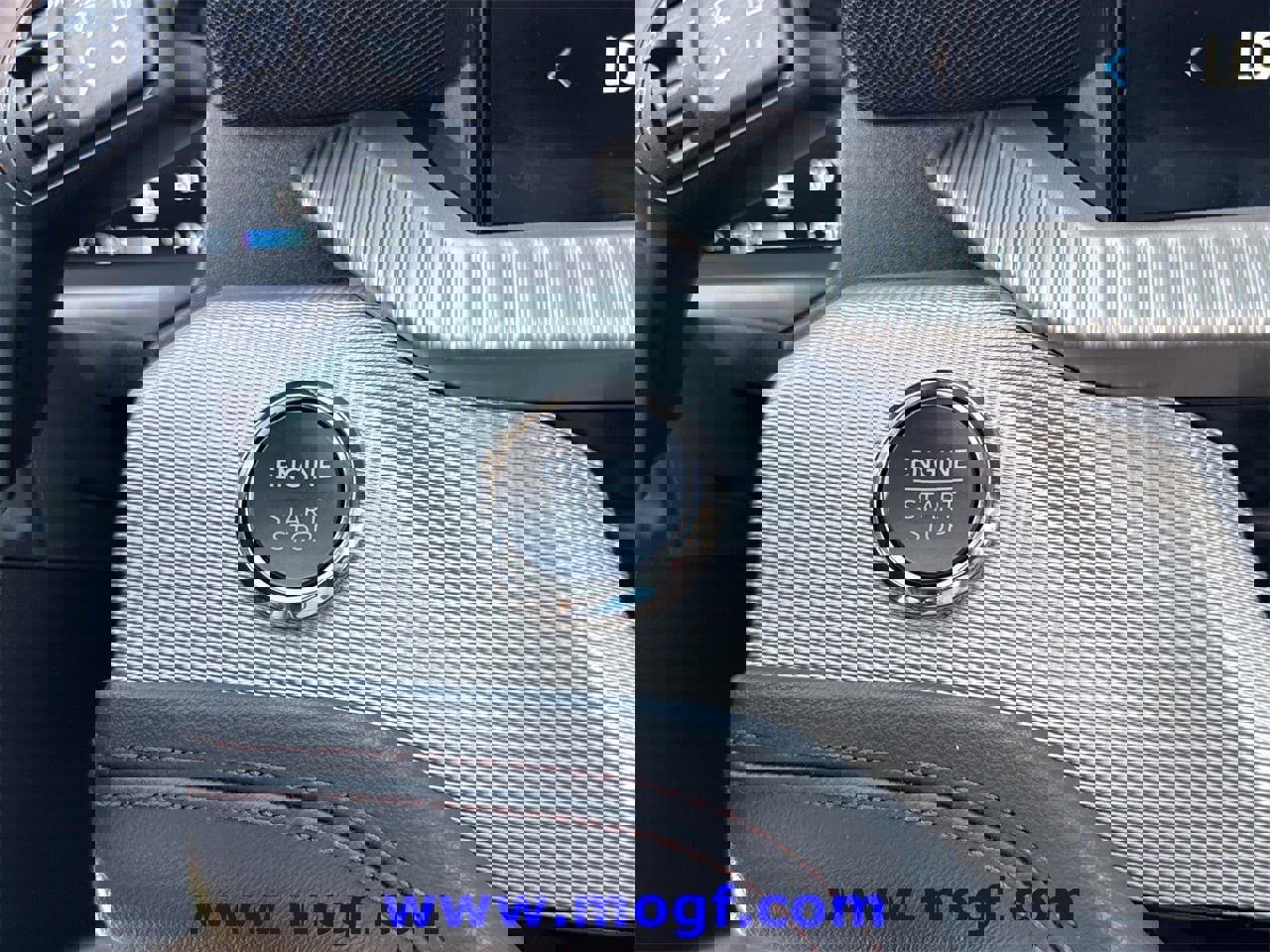 Certified 2025 Ford Explorer Active w/ Active Comfort Package image 12