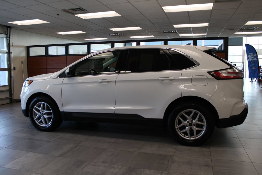 Certified 2024 Ford Edge SEL AWD/4WD image 8