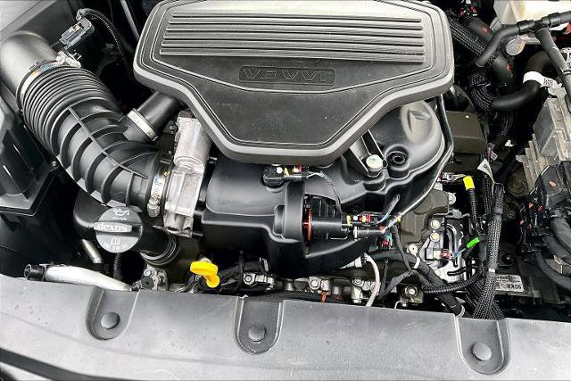 Used 2022 Chevrolet Blazer RS w/ Enhanced Convenience Package image 37