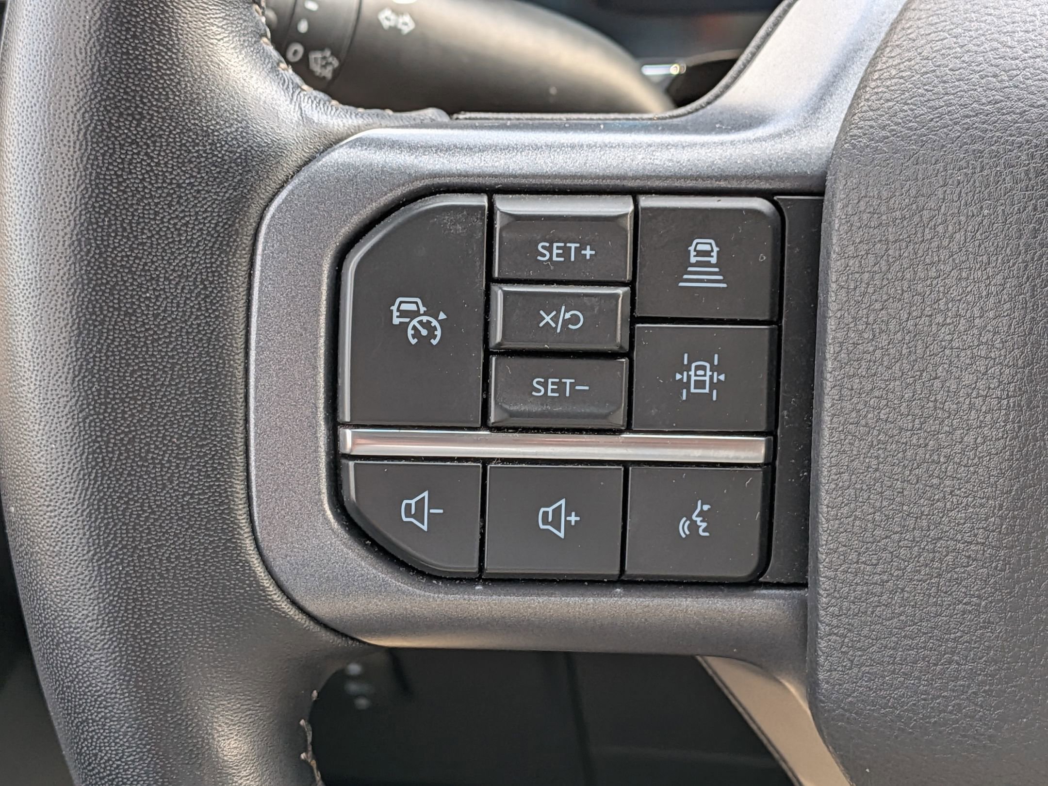 Certified 2023 Ford F150 Lariat w/ Equipment Group 502A High image 20