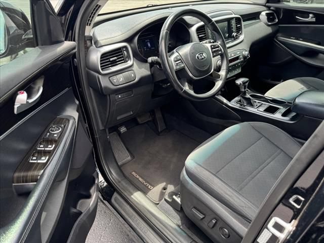 Used 2020 Kia Sorento S FWD image 10