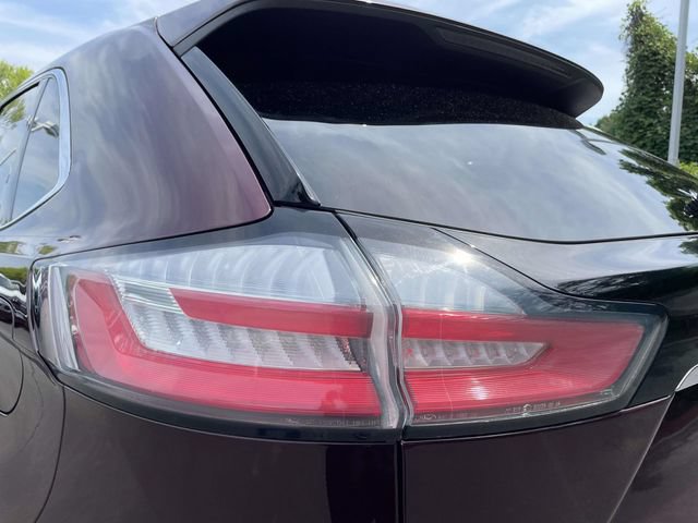 Certified 2020 Ford Edge Titanium w/ Equipment Group 301A AWD/4WD image 33