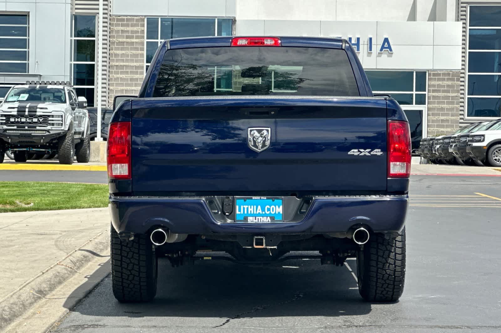 Used 2018 RAM 1500 Express w/ Express Value Package AWD/4WD image 7