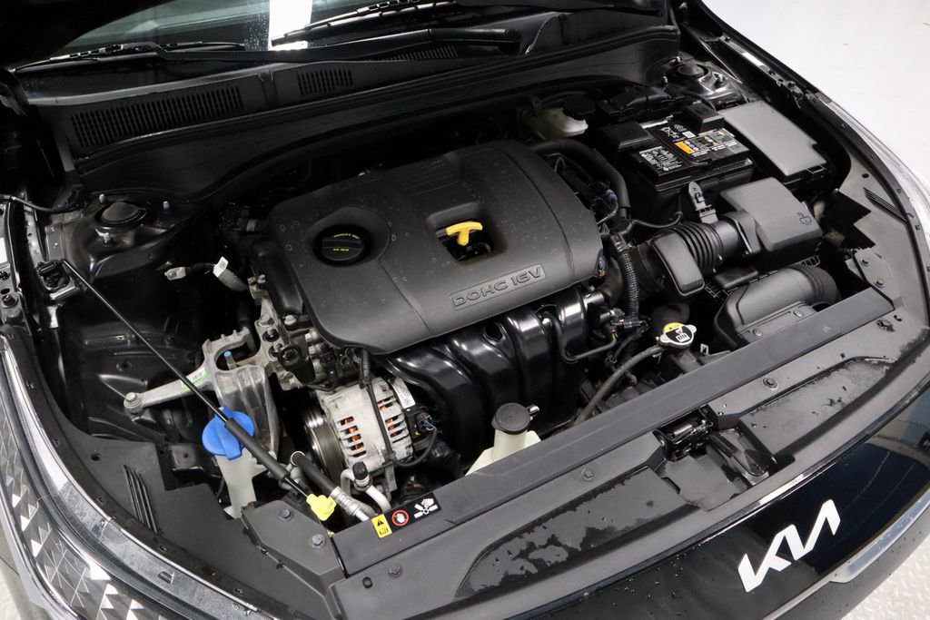 Used 2023 Kia Forte GT-Line w/ GT-Line Premium Package FWD image 16