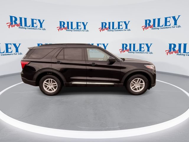 Certified 2025 Ford Explorer Active AWD/4WD image 10