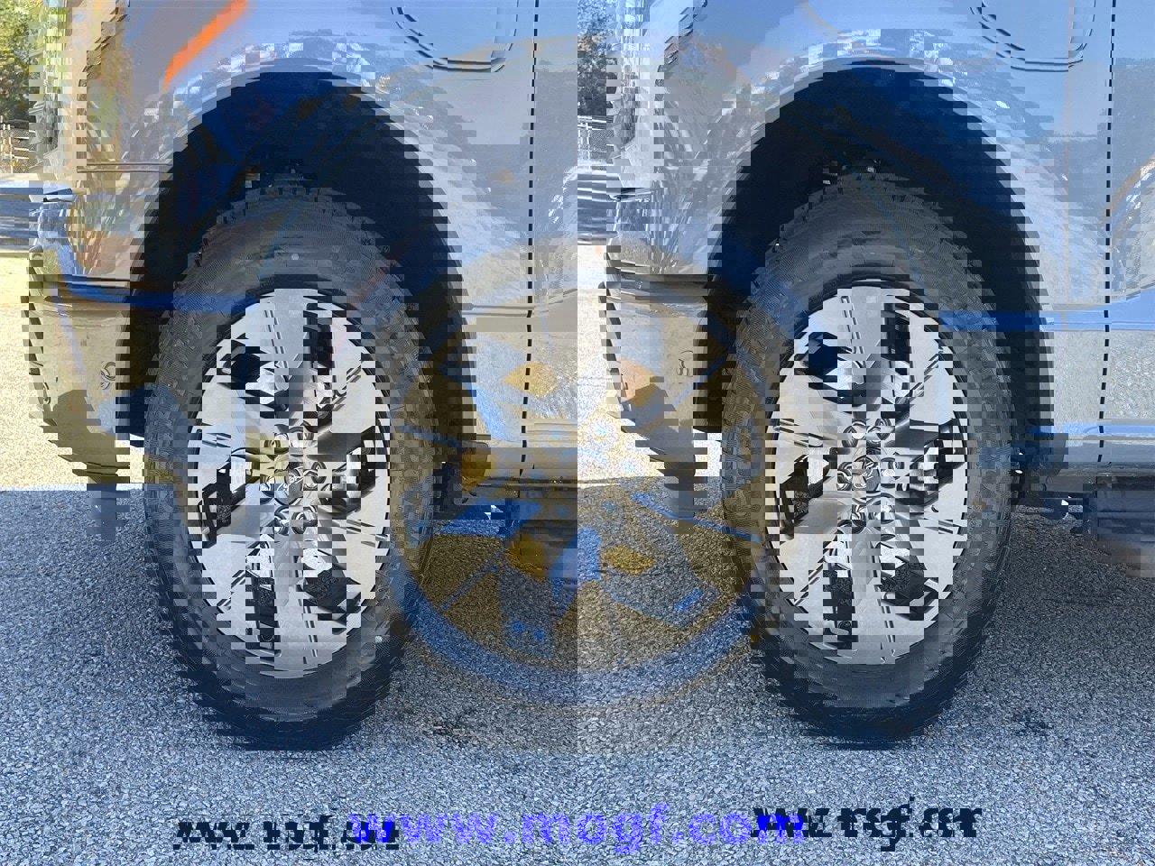 Certified 2023 Ford F150 Lightning Lariat image 38