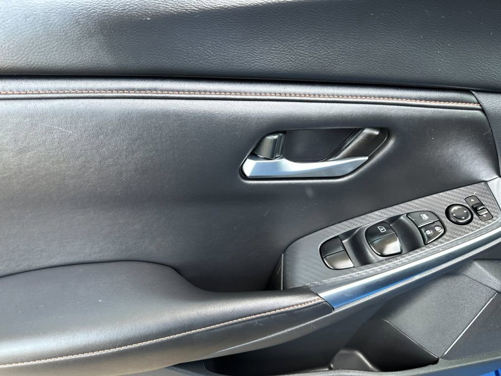 Used 2023 Nissan Sentra SR FWD image 10