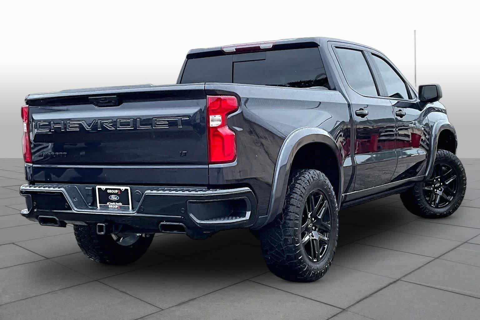 Used 2024 Chevrolet Silverado 1500 LT Trail Boss w/ LT Trail Boss Premium Package AWD/4WD image 13