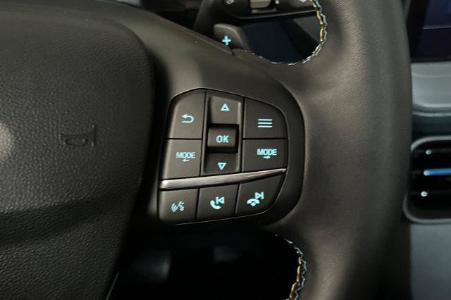Certified 2025 Ford Maverick Lobo AWD/4WD image 29