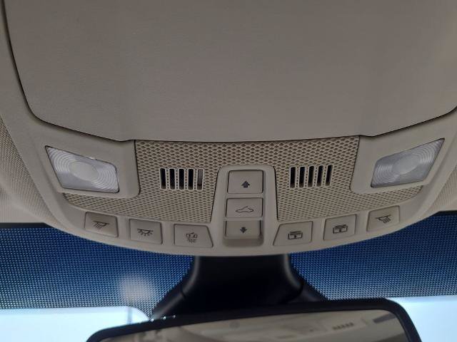 Certified 2023 Ford Edge Titanium AWD/4WD image 31