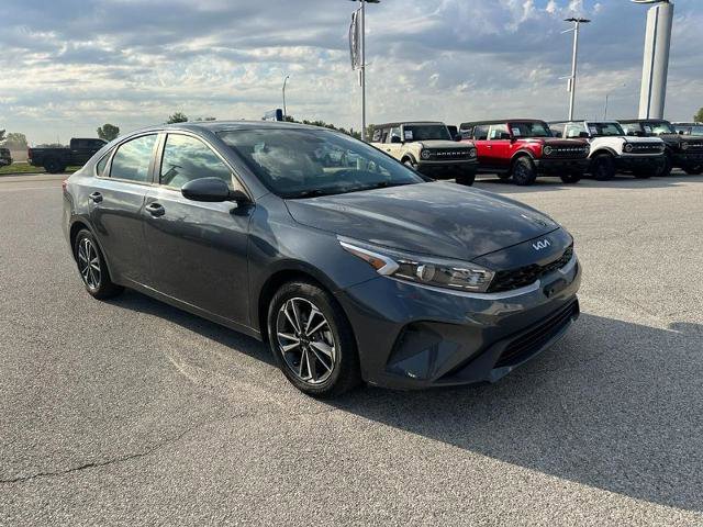 Used 2023 Kia Forte LXS image 7