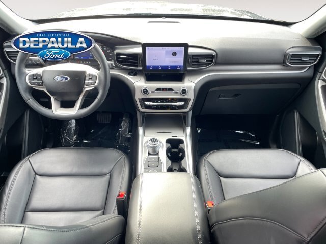 Certified 2024 Ford Explorer XLT w/ Equipment Group 202A AWD/4WD image 13