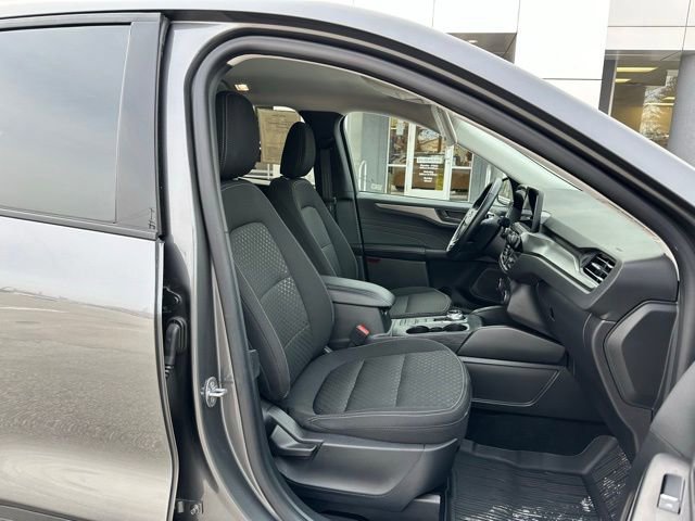 Certified 2025 Ford Escape Active w/ Cold Weather Package image 59