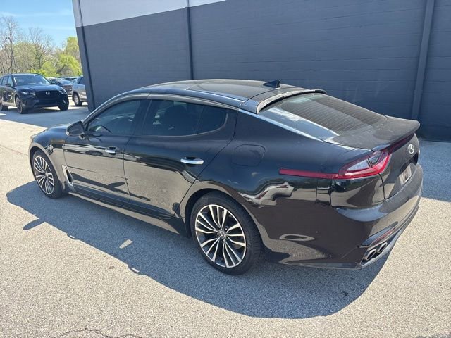 Used 2018 Kia Stinger Premium AWD/4WD image 35