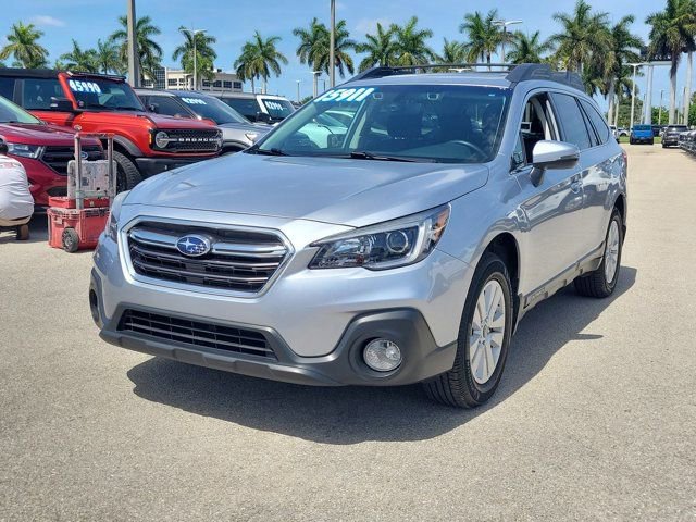 Used 2019 Subaru Outback 2.5i Premium AWD/4WD image 3