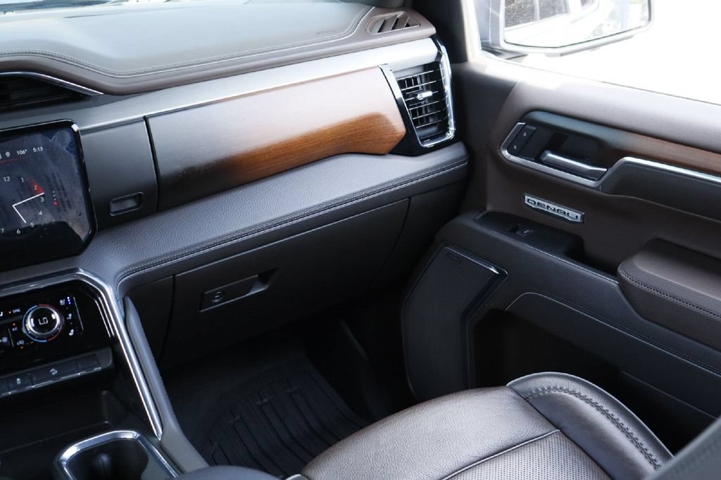Used 2025 GMC Sierra 1500 Denali AWD/4WD image 20