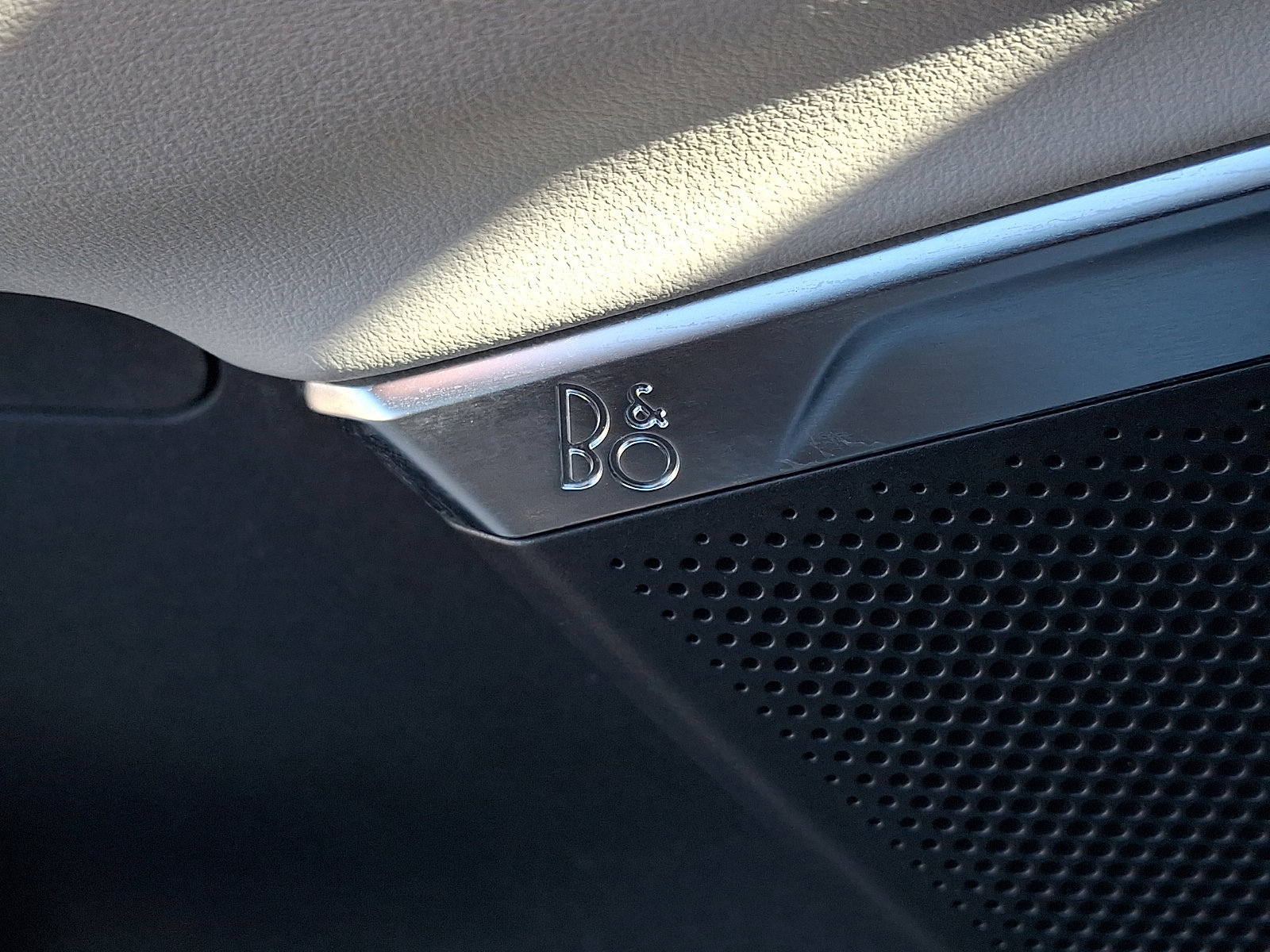 Certified 2025 Ford Expedition Max Platinum w/ Driver's Package image 30