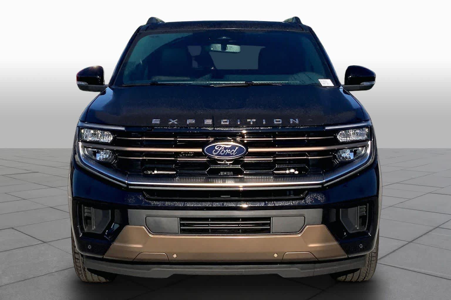 Certified 2026 Ford Expedition King Ranch AWD/4WD image 4