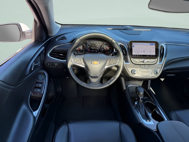 Used 2024 Chevrolet Malibu LT FWD image 7