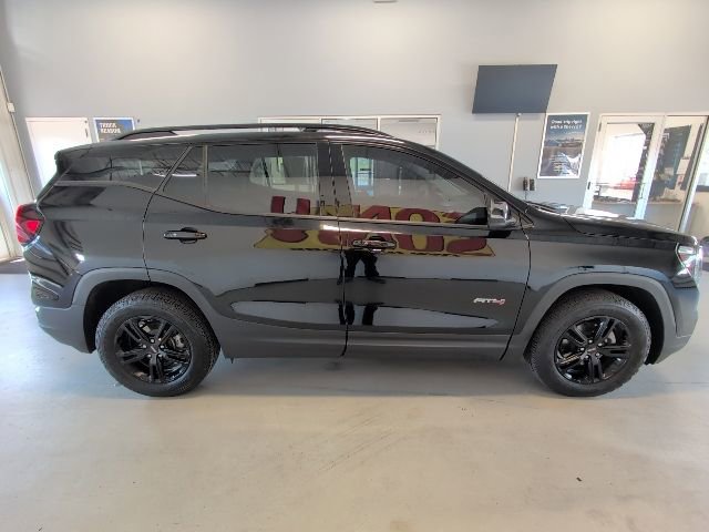 Used 2024 GMC Terrain AT4 w/ Infotainment Package II AWD/4WD image 9