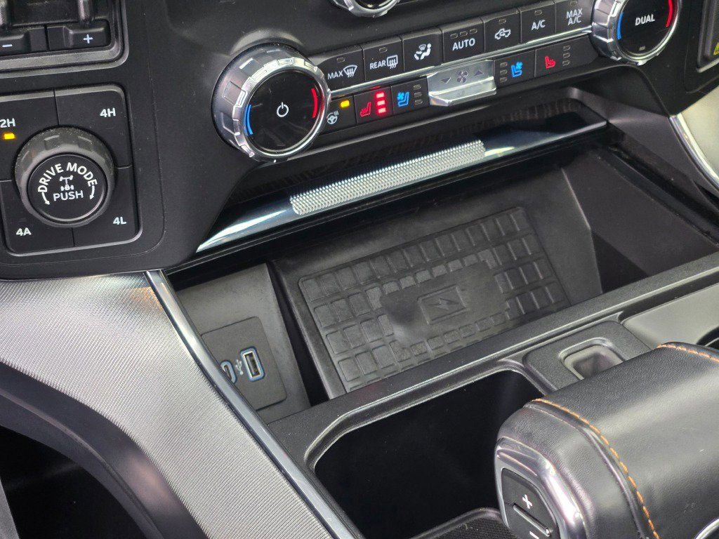 Certified 2022 Ford F150 Platinum w/ Equipment Group 701A High image 29