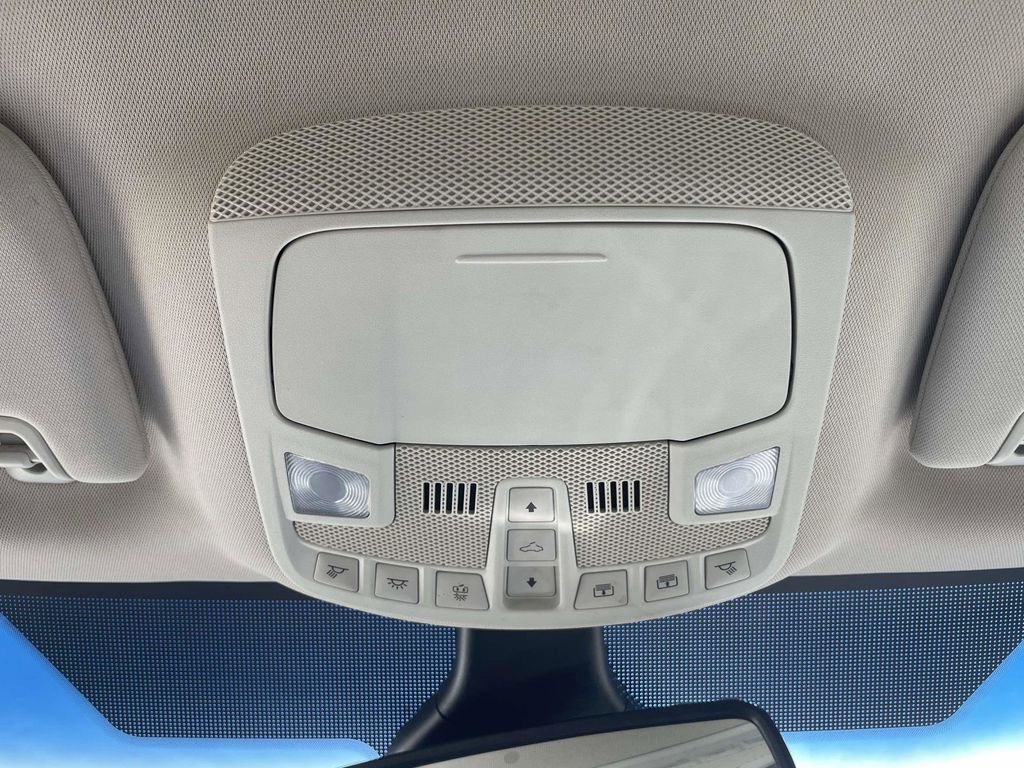 Certified 2019 Ford Edge Titanium w/ Equipment Group 301A image 28