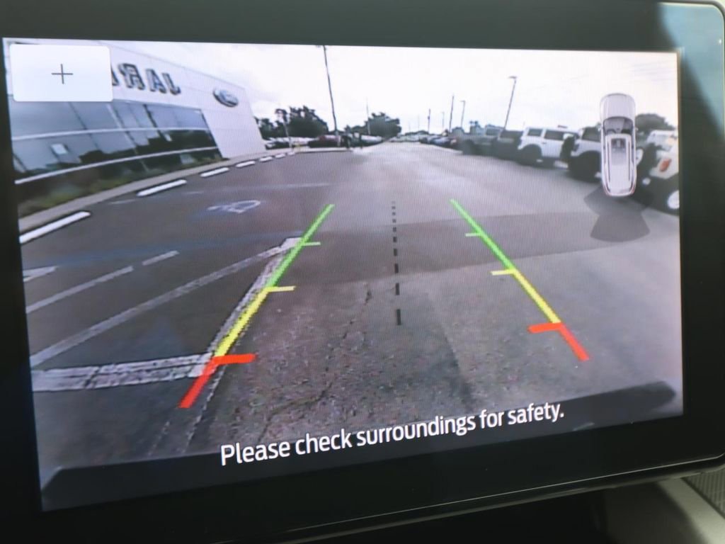 Certified 2023 Ford Explorer XLT w/ Equipment Group 202A image 9