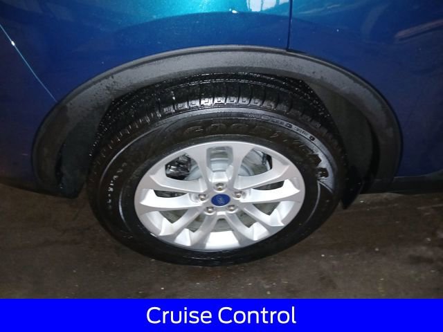 Certified 2020 Ford Escape SE image 11