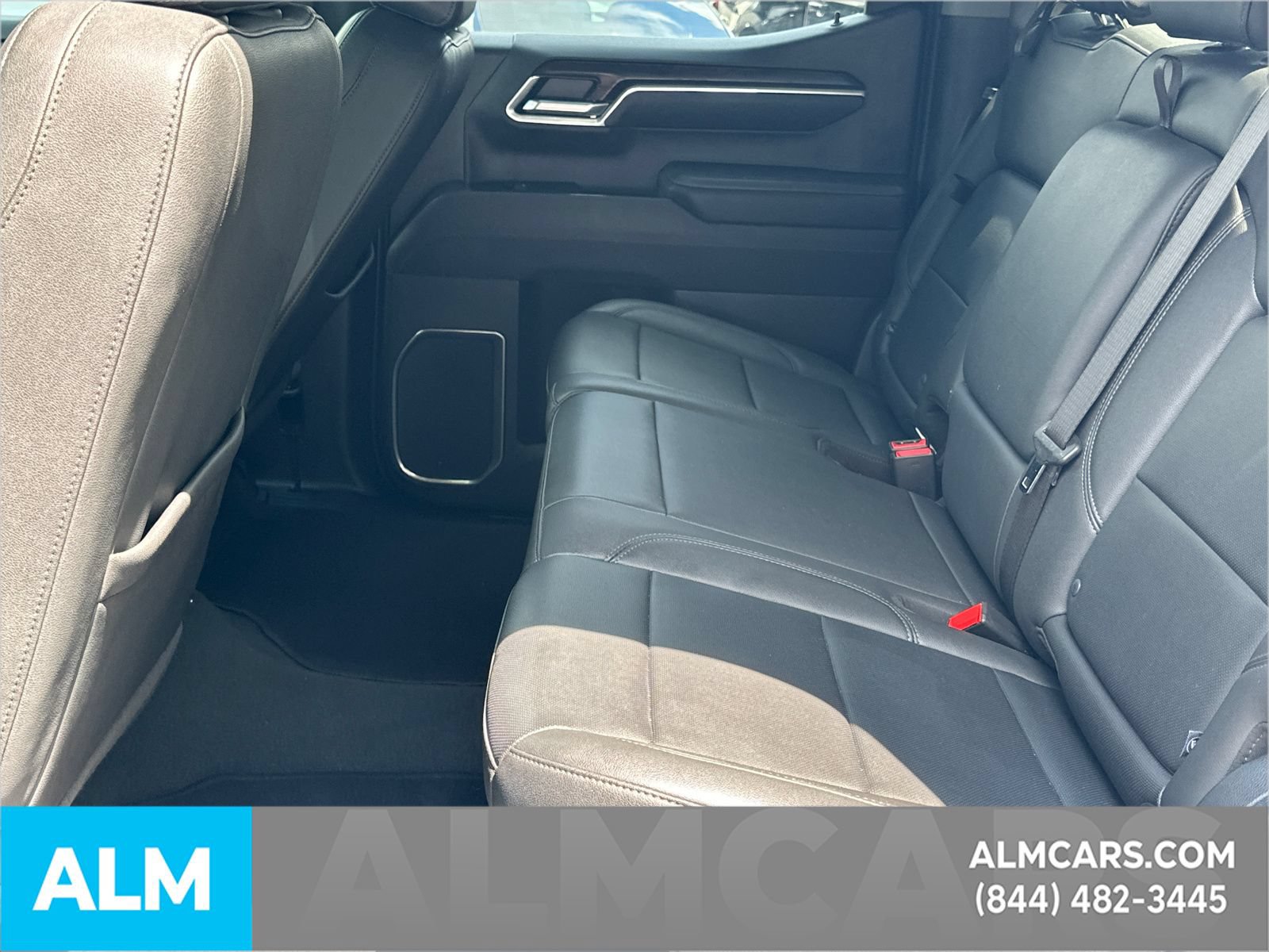 Used 2025 GMC Sierra 1500 SLT RWD image 23