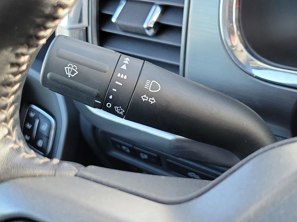 Certified 2023 Ford F150 Lariat w/ Equipment Group 502A High image 15