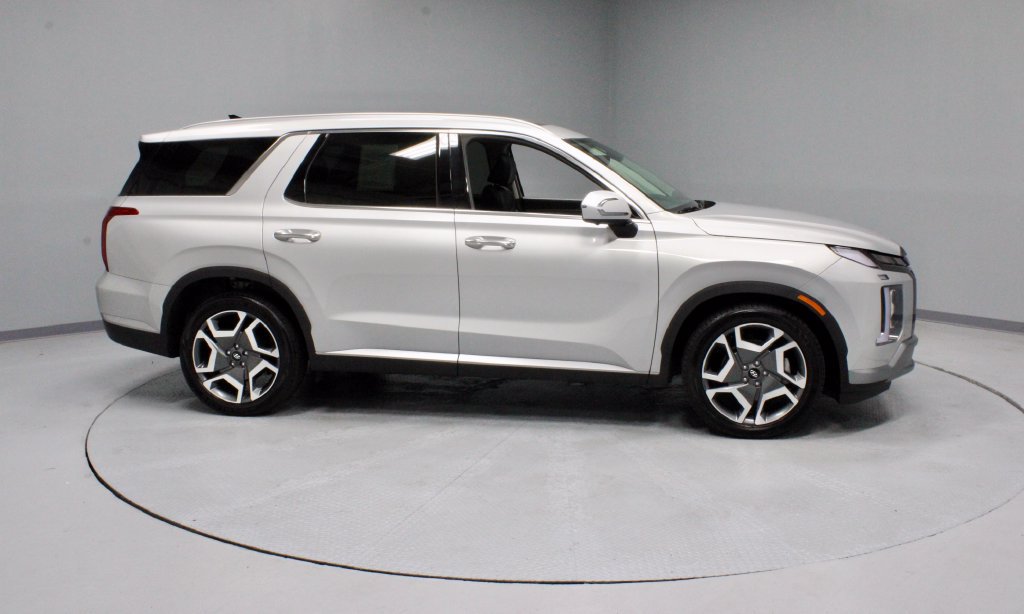 Used 2024 Hyundai Palisade SEL w/ Premium Package AWD/4WD image 12